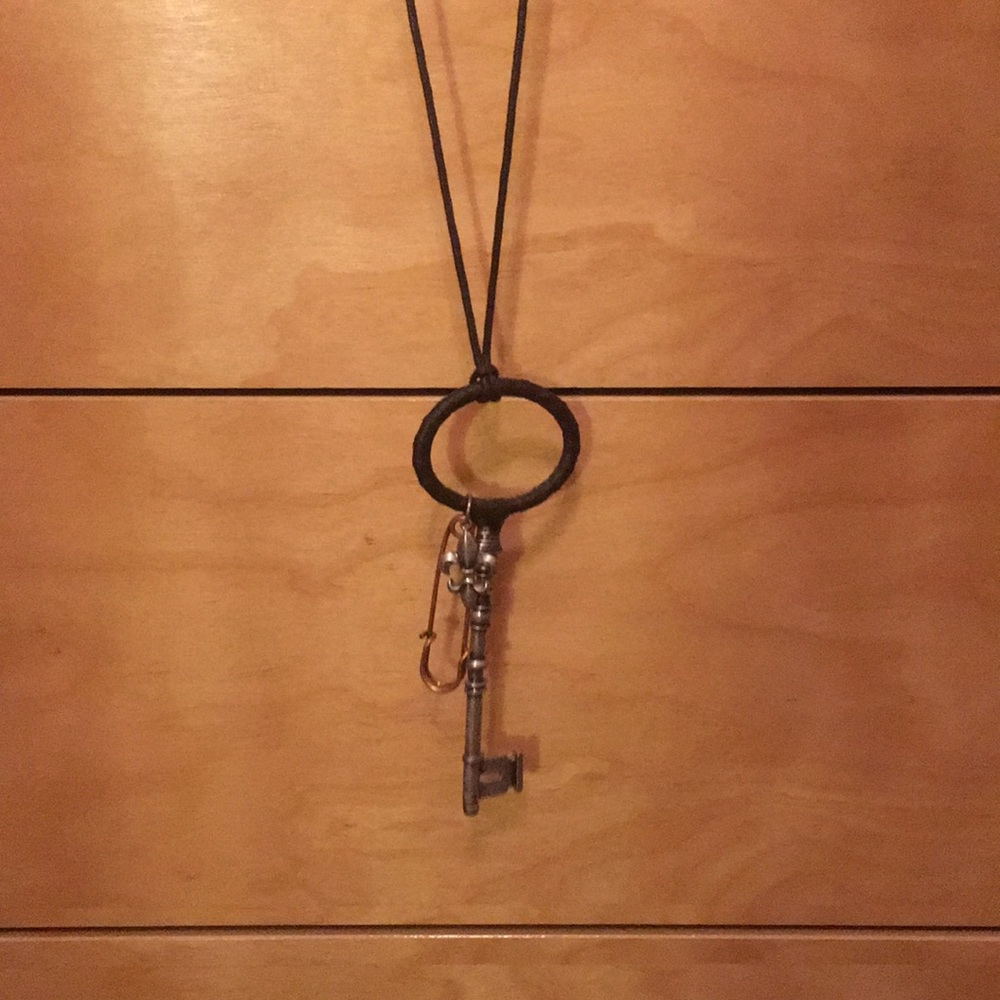 Key necklace